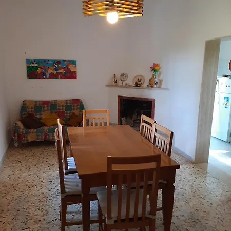 In Campagna Alberobello Santa Lucia (Brindisi)